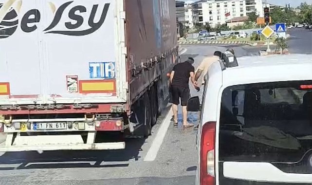 Lüleburgaz'da seyir halindeki tır alev aldı