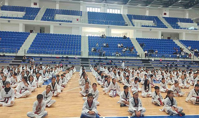Malatya'da 476 sporcu siyah kuşak için ter döktü