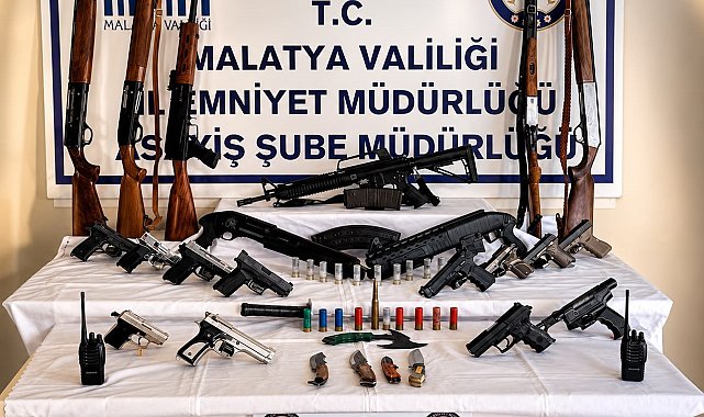 Malatya'da silah teşhirine operasyon: 56 şüpheli yakalandı