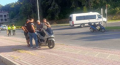 Manavgat'ta motosikletler çarpıştı: 2 yaralı