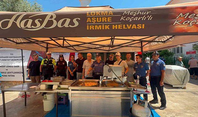 Marmaris'te 15 Temmuz şehitleri için lokma hayrı düzenlendi