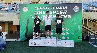 Master sporcu Alp Gökbora Ulubeli'den İzmir'de 4 dalda şampiyonluk