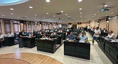 Mecliste tenis turnuvası, rehabilitasyon projesi ve polisevi gündemi