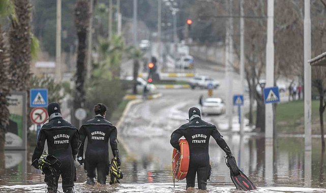 Mersin'de itfaiye yılın ilk yarısında 8 bin 37 vakaya koştu