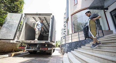 Mersin'de üniversitelilere ücretsiz taşınma desteği