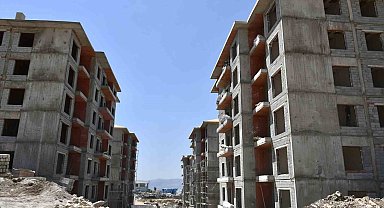 Milletvekili Tatar'dan Şırnak'taki konut projesine saha incelemesi