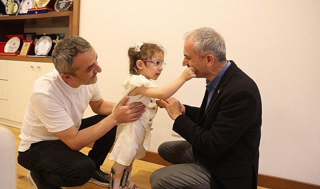 Minik Lina'nın tedavi yolculuğuna destek