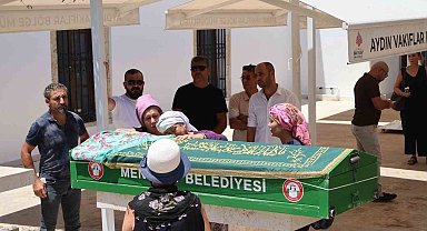 Muğla'da hayatını kaybeden kadının tabutunu kadınlar taşıdı