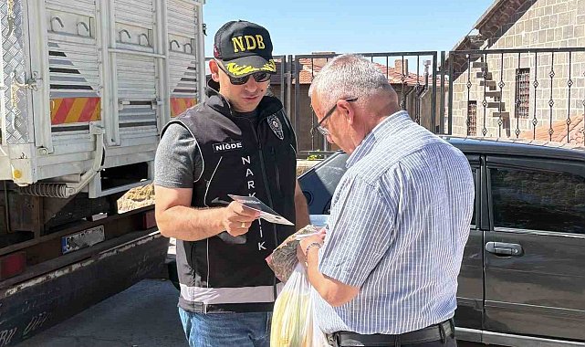 Niğde polisinden uyuşturucuya karşı bilinçlendirme seferberliği