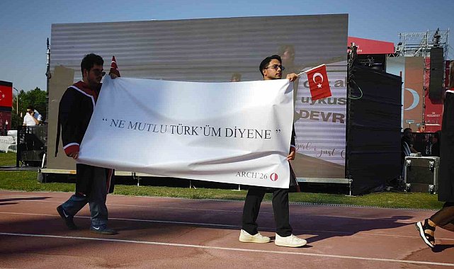 ODTÜ Rektörü Prof. Dr. Yozgatlıgil: "Dünyanın ilk 100 üniversitesi arasına girme hedefi olan bir üniversite olmaktan çok mutluyuz"