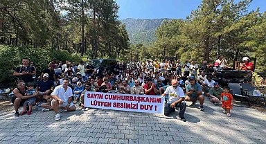 Ölüdeniz'de pilotlar uçuşları durdurdu