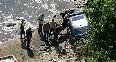 Ordu'da otomobil 30 metreden deniz kıyısına uçtu: "Uçak düşüyor zannettim"