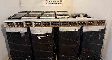 Otele ait depoda 13 bin litre kaçak ve sahte şampanya ele geçirildi