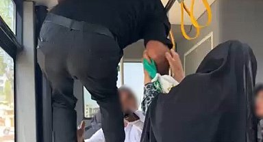 Otobüste tekmeli, yumruklu kavga