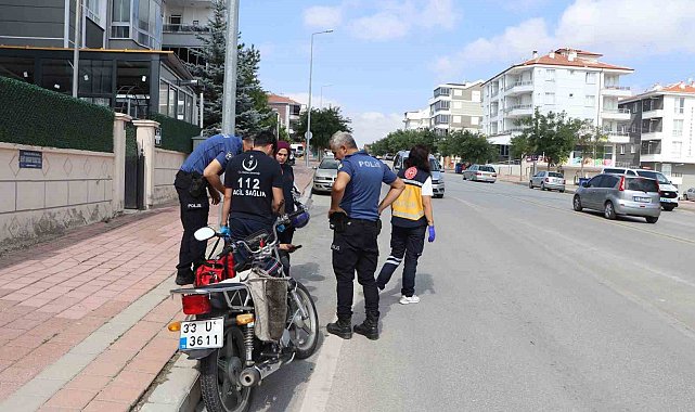 Otomobille çarpışan motosikletin sürücüsü yaralandı