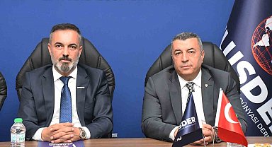 Özcan'dan Ulusder'e ziyaret