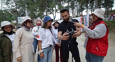 Pusula Maraş Kampı'nda gençler yeni medya ve fotoğrafçılığı öğrendi