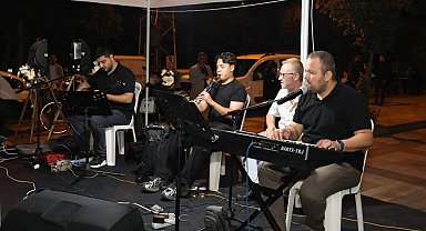 "Biz Bize Halk Eğlenceleri" Ilıca'da coşkuyla gerçekleşti