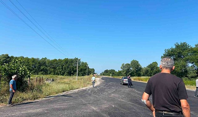 "Kavşak hatası" kazaya neden oldu: Takla atan otomobil araziye uçtu