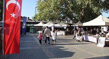 "Meydan Kadınların" pazarına büyük ilgi