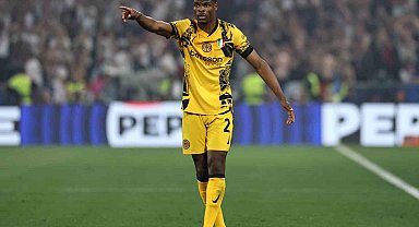 Real Madrid, Denzel Dumfries'i kadrosuna kattı