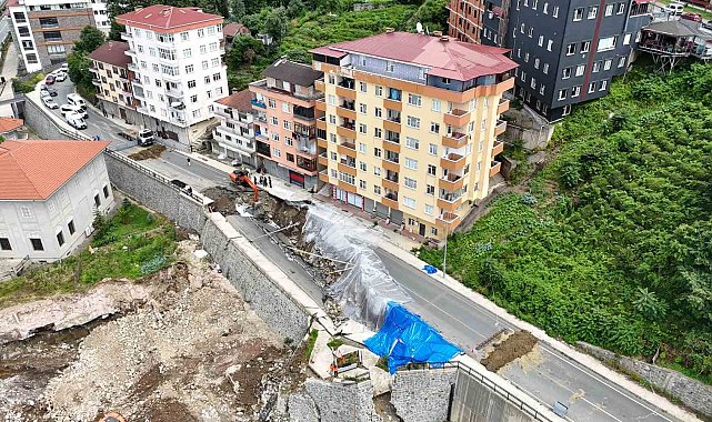 Rize'de çöken yolla ilgili tahliye edilen bina sakinleri "Biz uyarmıştık" dedi