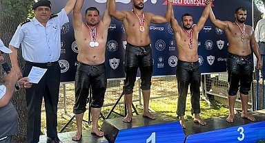 Sakarya Büyükşehir sporcularından 2 farklı branşta derece
