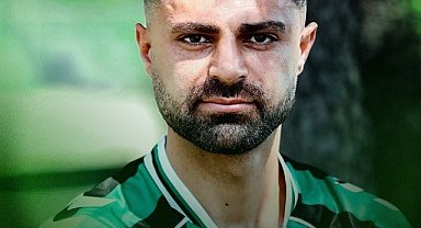 Sakaryaspor, 3 futbolcuyu renklerine bağladı