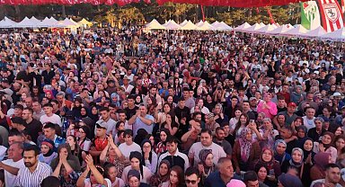 Samsun Festivali'ni duyan 75 bin kişi yaylaya akın etti