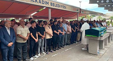 Samsun'un "Çaydanlıkçı Zeki"si son yolculuğuna uğurlandı