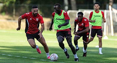 Samsunspor'un Hollanda kampı başladı