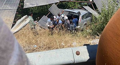 Şanlıurfa'da otomobil şarampole devrildi: 3 yaralı