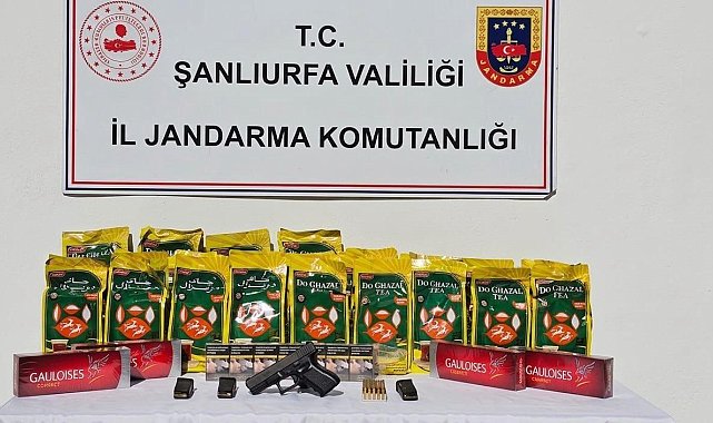 Şanlıurfa'da ruhsatsız silah ve kaçak ürün ele geçirildi