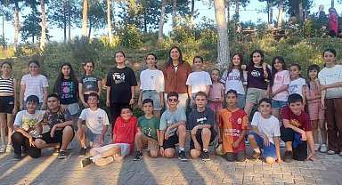 Sarıgöl'de 4 yıl boyunca okuttuğu eski öğrencileriyle buluştu