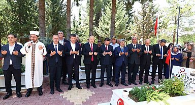 Şehit aileleri ve gaziler onuruna yemek programı düzenlendi