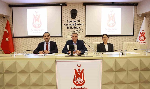 Şehzadeler Meclisi'nde 33 madde karara bağlandı