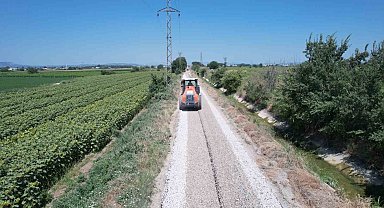 Şehzadeler'de çiftçinin beklediği yol yenilendi
