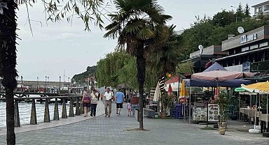 Sıcak havayı gören sahile koştu