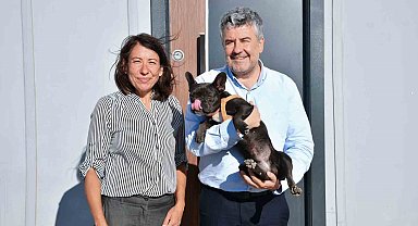 Şiddet gören köpeği Başkan Mesut Akbıyık sahiplendi