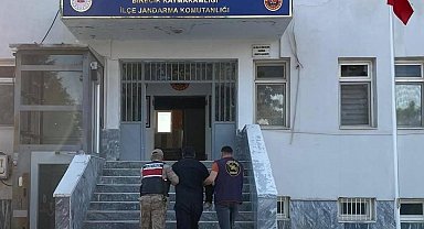 Silahla yağma suçundan aranan şahıs yakalandı