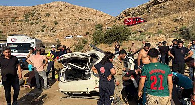 Şırnak'ta otomobil şarampole yuvarlandı: 2 ölü, 2 yaralı