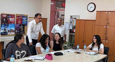 Sultanhisar Kaymakamı Ateş, üniversite adaylarıyla buluştu