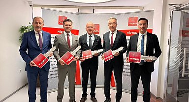 Tavas Belediyesine 22 tonluk yeni ekskavatör kazandırıldı