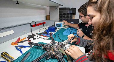 TÜBİTAK Fen Lisesi geleceğin bilim insanlarını arıyor: Başvurular 15 Temmuz'da sona eriyor