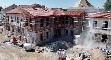 Türbe Arkası'nda dev tarihi dönüşüm devam ediyor