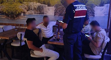 Umuma açık iş yerlerine alkol denetimi