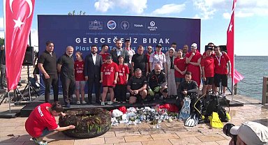 Üsküdar'da dalgıçlar ve özel sporcular deniz temizliği için buluştu
