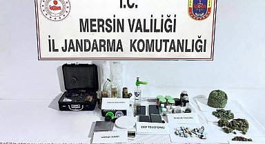 Uyuşturucu taciri 2 şüpheli yakalanıp tutuklandı