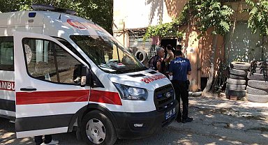 Uyuyor zannettikleri adamın öldüğü ortaya çıktı