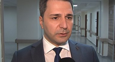 Uzmanlardan 'Dış kulak yolu enfeksiyonu' uyarısı: "Başvuruları 2-3 kat artırdığını görüyoruz"